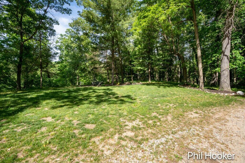 996 Prairie Creek Road Ionia, MI 48846 - Photo 27 of 38 996 Prairie Creek open space