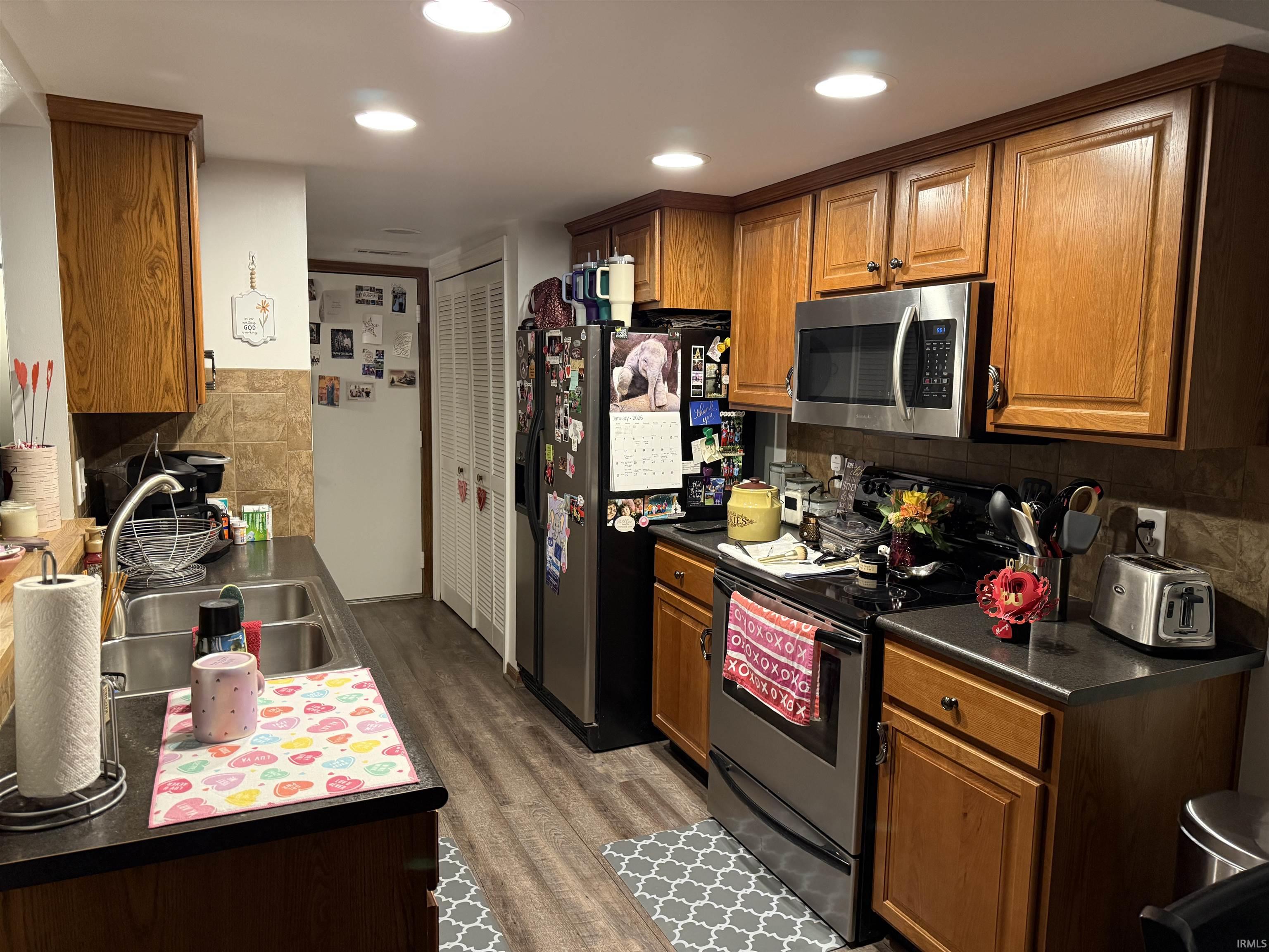 6110 Crofton Drive Fort Wayne, IN 46835 - Photo 3 of 13