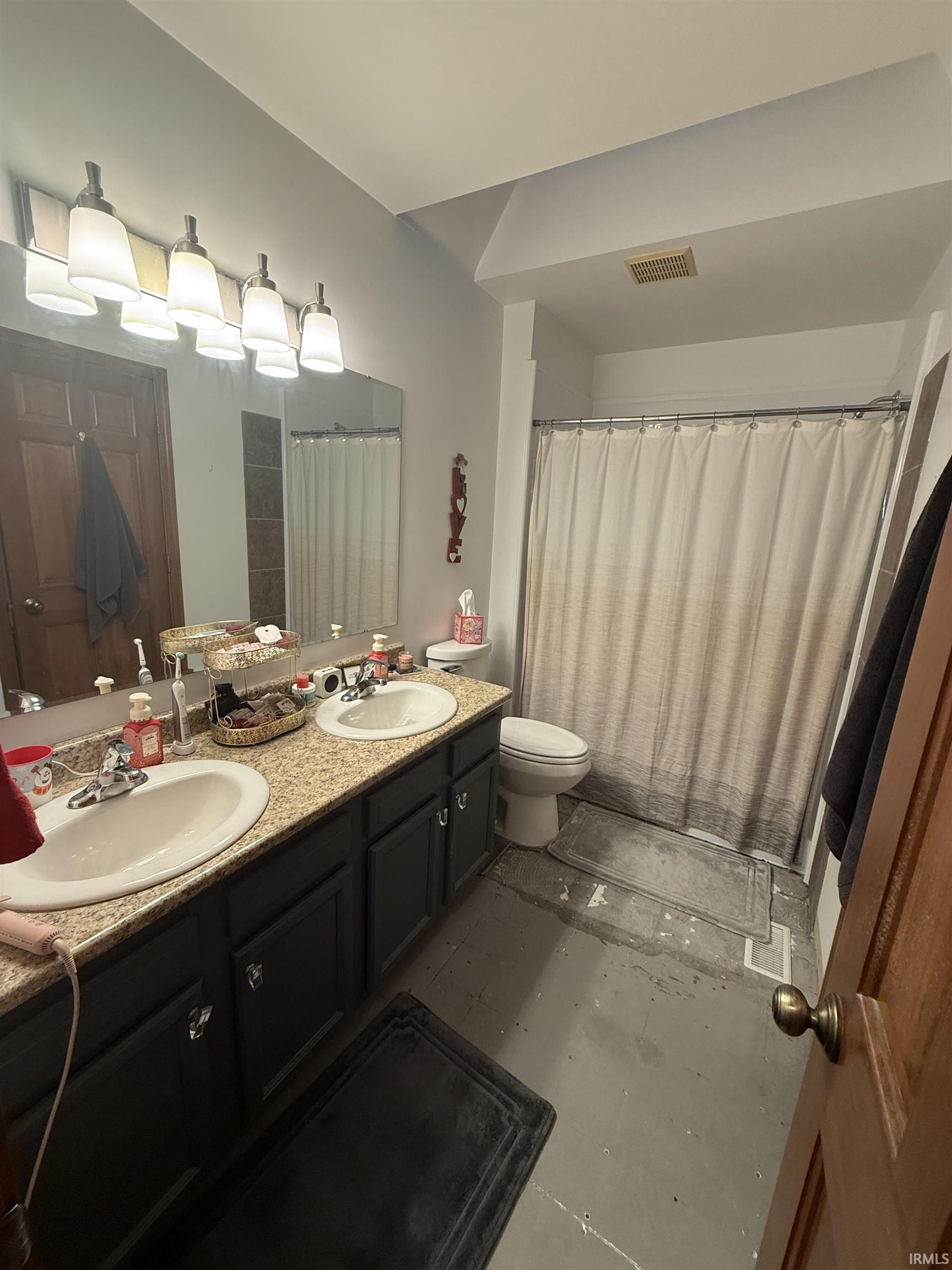 6110 Crofton Drive Fort Wayne, IN 46835 - Photo 6 of 13