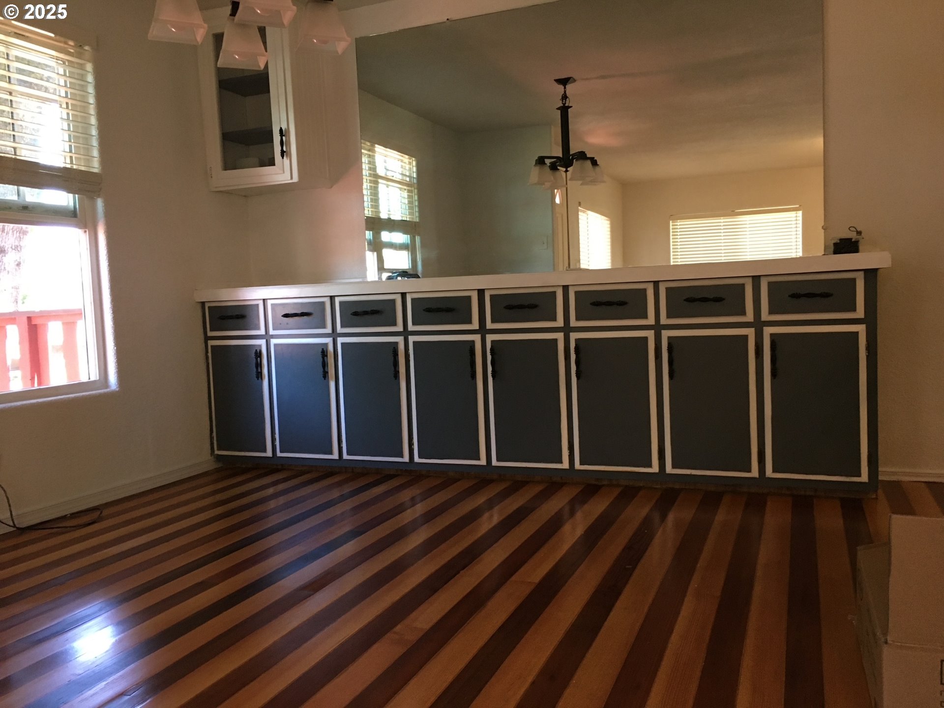 501 South 5th Street Springfield, OR 97477 - Photo 3 of 9