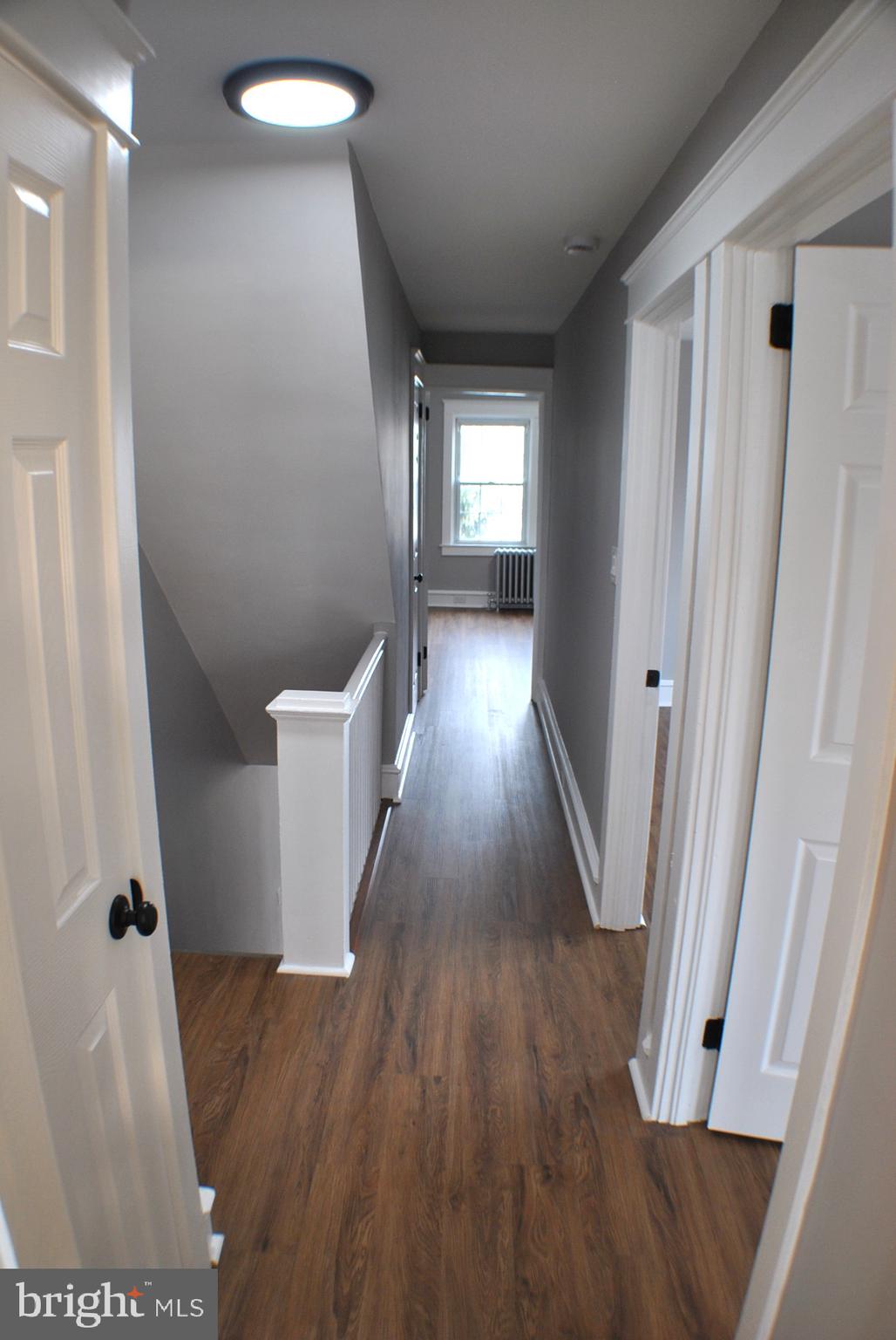 125 East Avon Road Brookhaven, PA 19015 - Photo 19 of 42 Hallway