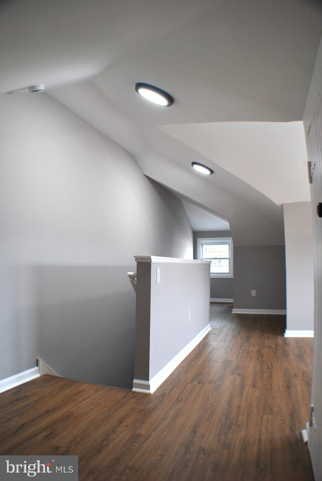 125 East Avon Road Brookhaven, PA 19015 - Photo 21 of 42 Primary Bedroom