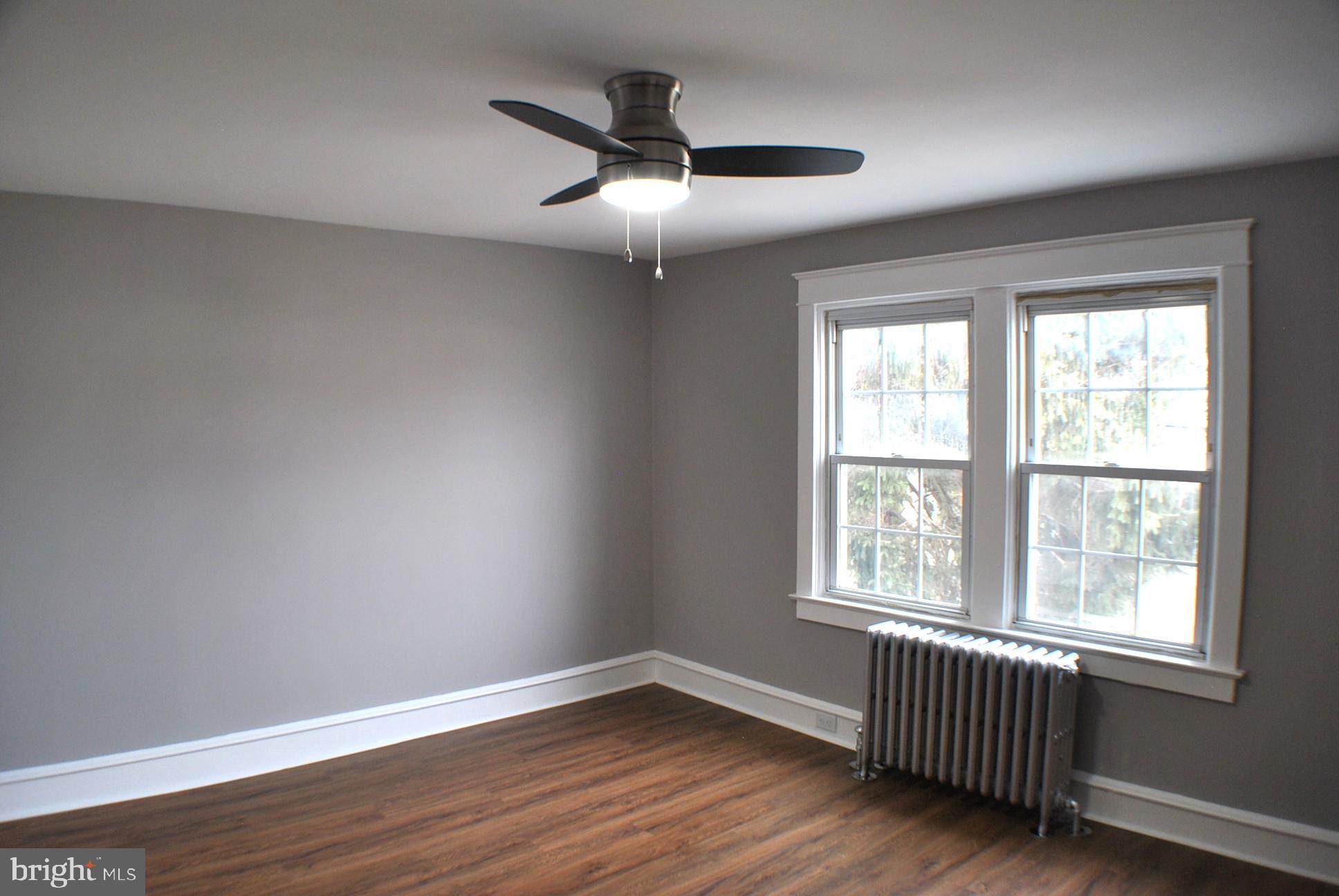 125 East Avon Road Brookhaven, PA 19015 - Photo 33 of 42 Bedroom 3