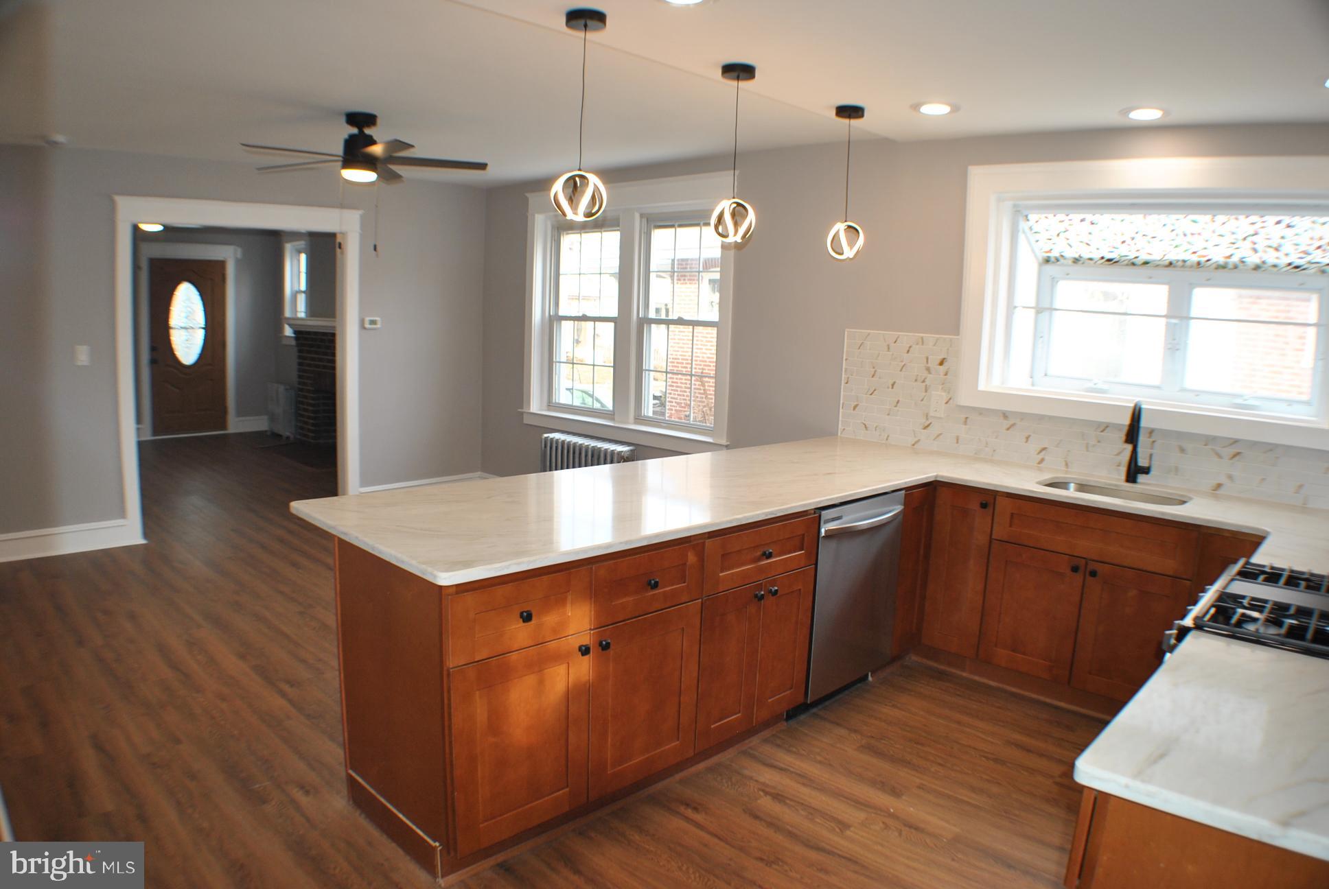 125 East Avon Road Brookhaven, PA 19015 - Photo 9 of 42 Kitchen
