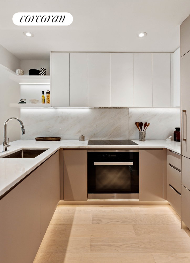 355 West 39th Street, Unit 3A Manhattan, NY 10018 - Photo 4 of 12