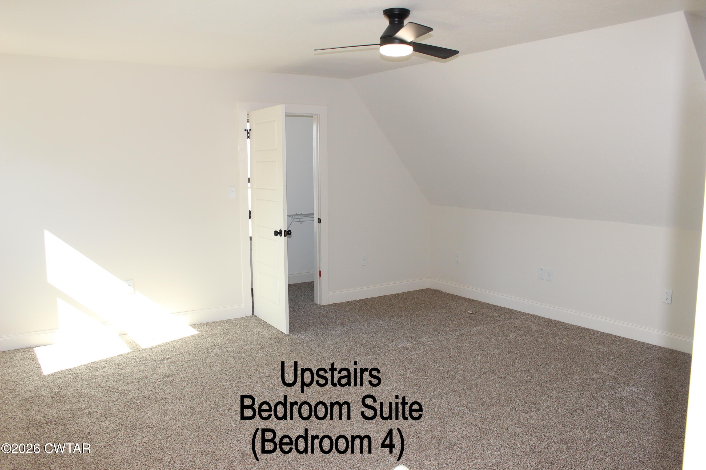 148 Calumet Cove Medina, TN 38355 - Photo 17 of 21 an empty room with a ceiling fan