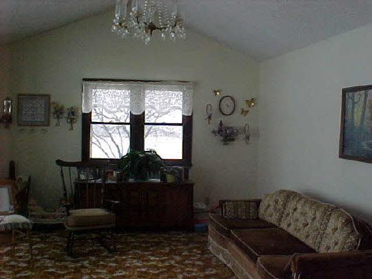 6943 West Daisy Road Leaf River, IL 61047 - Photo 3 of 8 Gallery Image 3