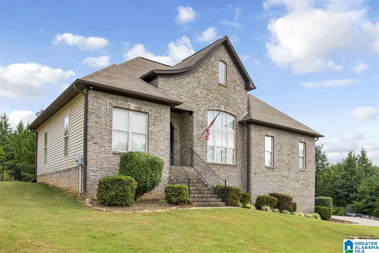 275 Ridgefield Drive Odenville, AL 35120 - Photo 2 of 23