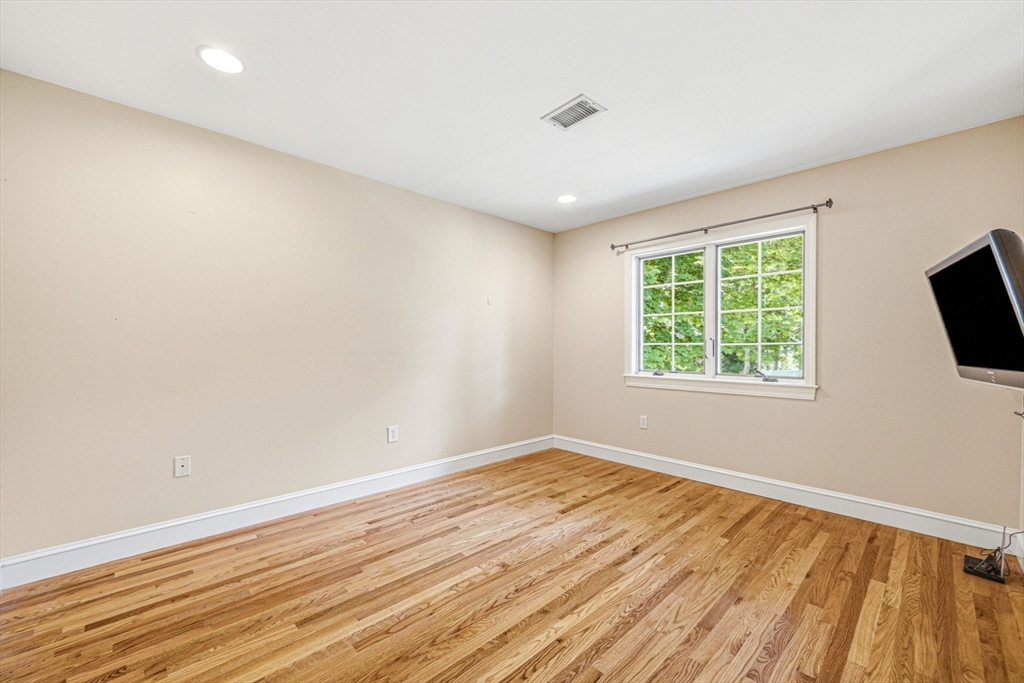 144 Wiswall Road Newton, MA 02459 - Photo 32 of 41