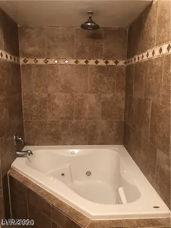 $1,700 | 8324 West Charleston Boulevard, Unit 1010, Las Vegas, NV 89117