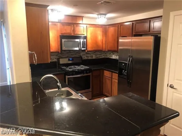 $1,700 | 8324 West Charleston Boulevard, Unit 1010, Las Vegas, NV 89117