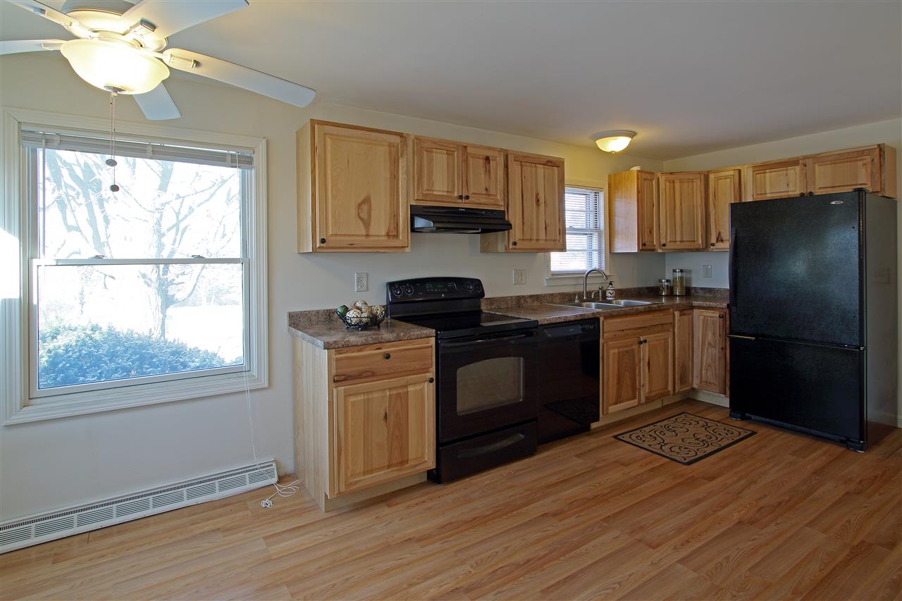 4949 St George Road Williston, VT 05495 - Photo 5 of 13