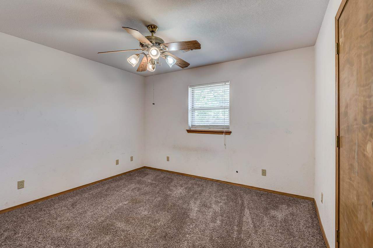 344249 East 5100 Road Glencoe, OK 74032 - Photo 14 of 31 Gallery Image 14
