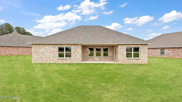 $314,900 | 440 Piney Drive, Pearl, MS 39208