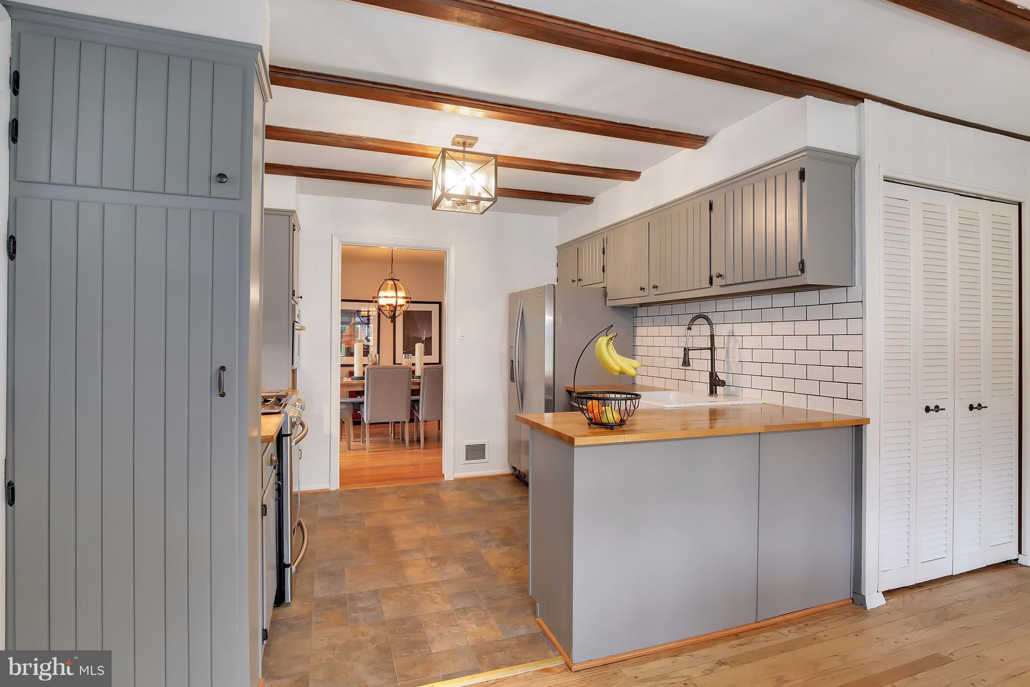 12819 Bluet Lane Silver Spring, MD 20906 - Photo 11 of 30 Kitchen