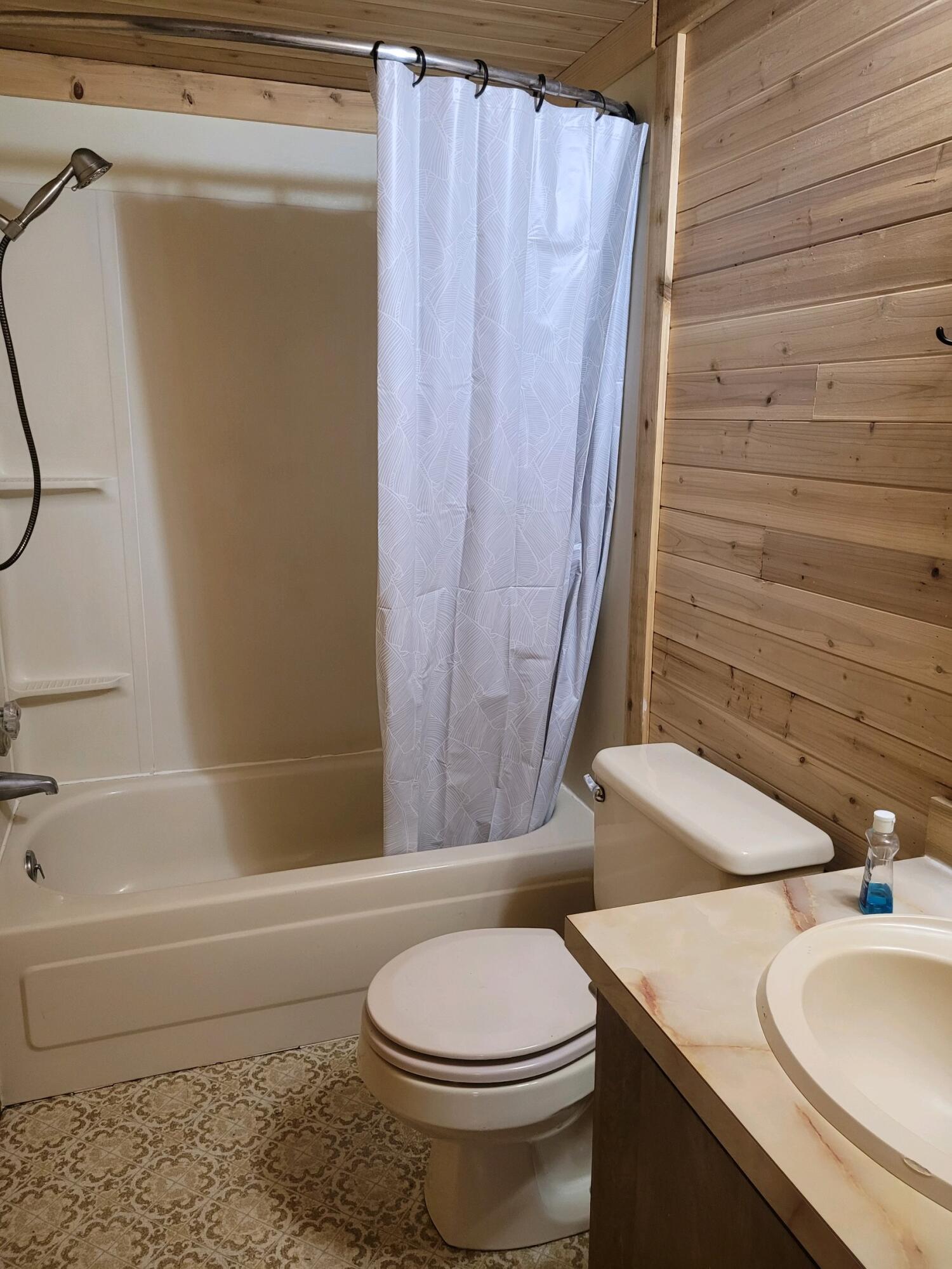 17550 Crest View Lane Nehalem, OR 97131 - Photo 12 of 20 20240424_124317