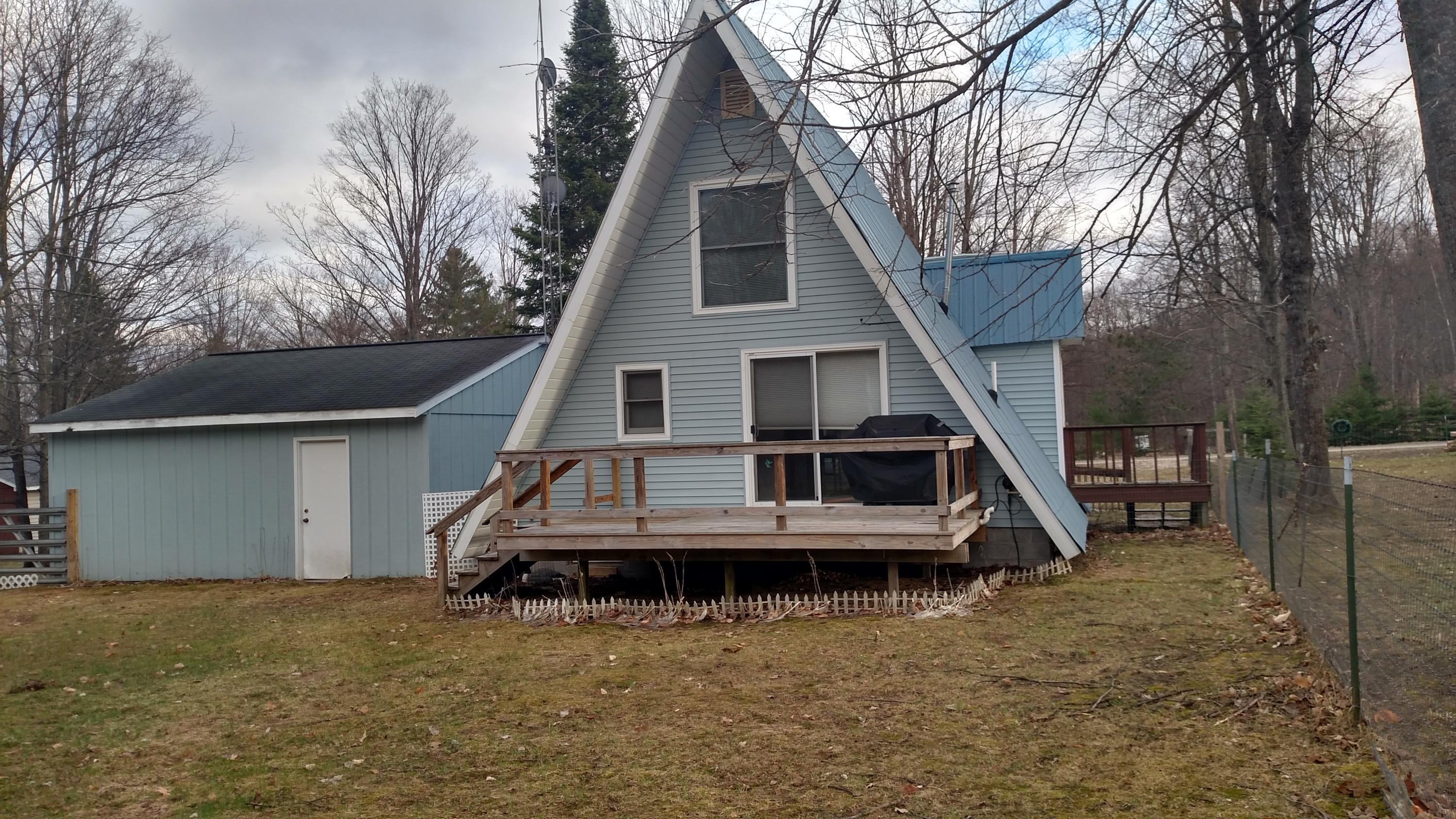 8544 West Cameron Bridge Road Frederic, MI 49733 - Photo 4 of 36 Gallery Image 4