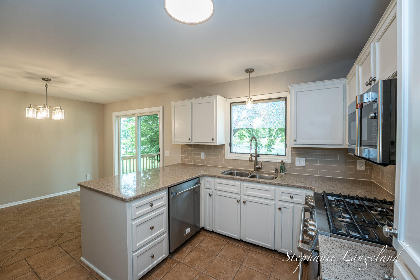1511 Springbrook Drive Jenison, MI 49428 - Photo 13 of 47 1511 Springbrook-35