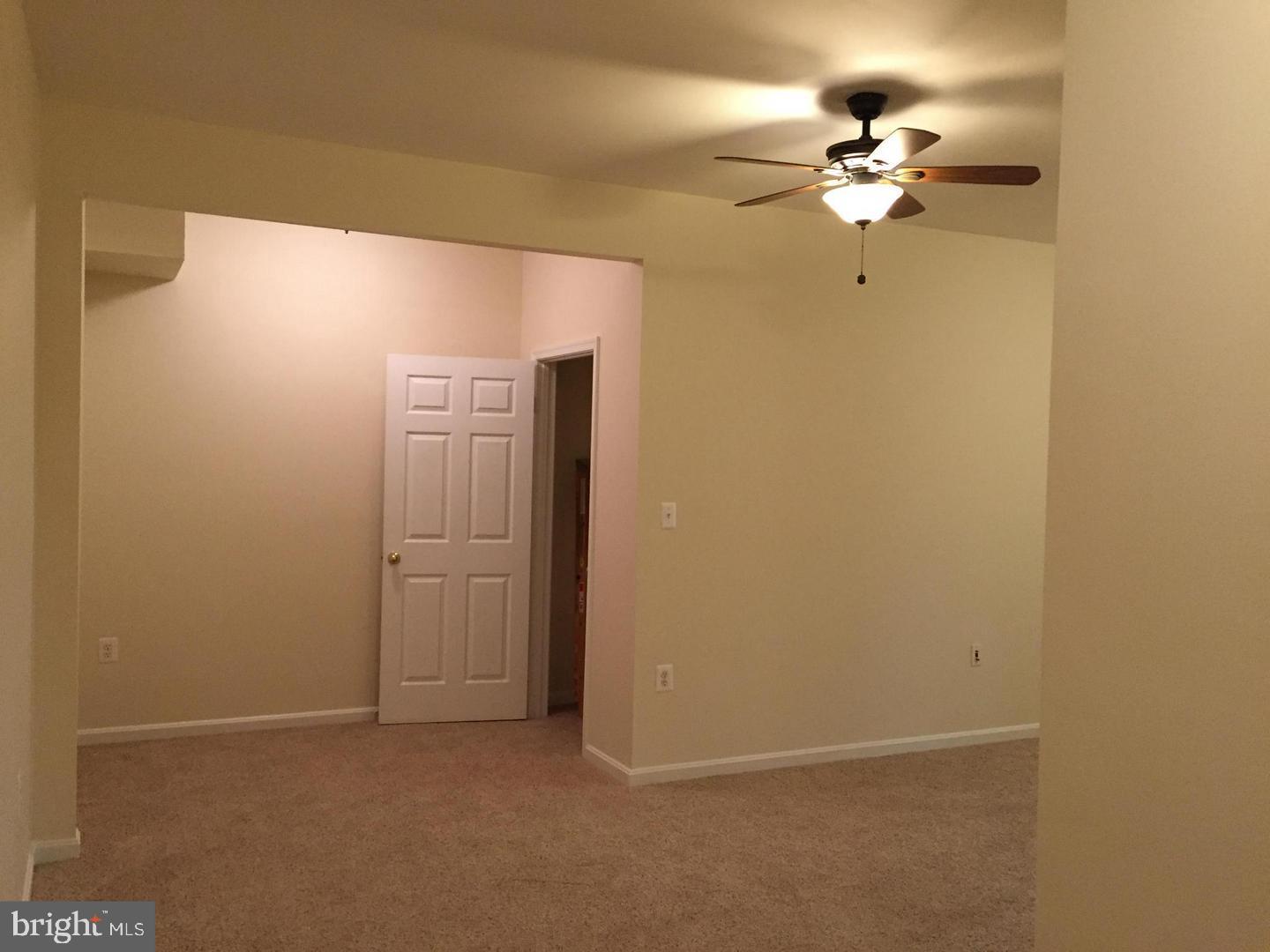 11402 E Gate Hill Place, Unit E Reston, VA 20194 - Photo 15 of 18