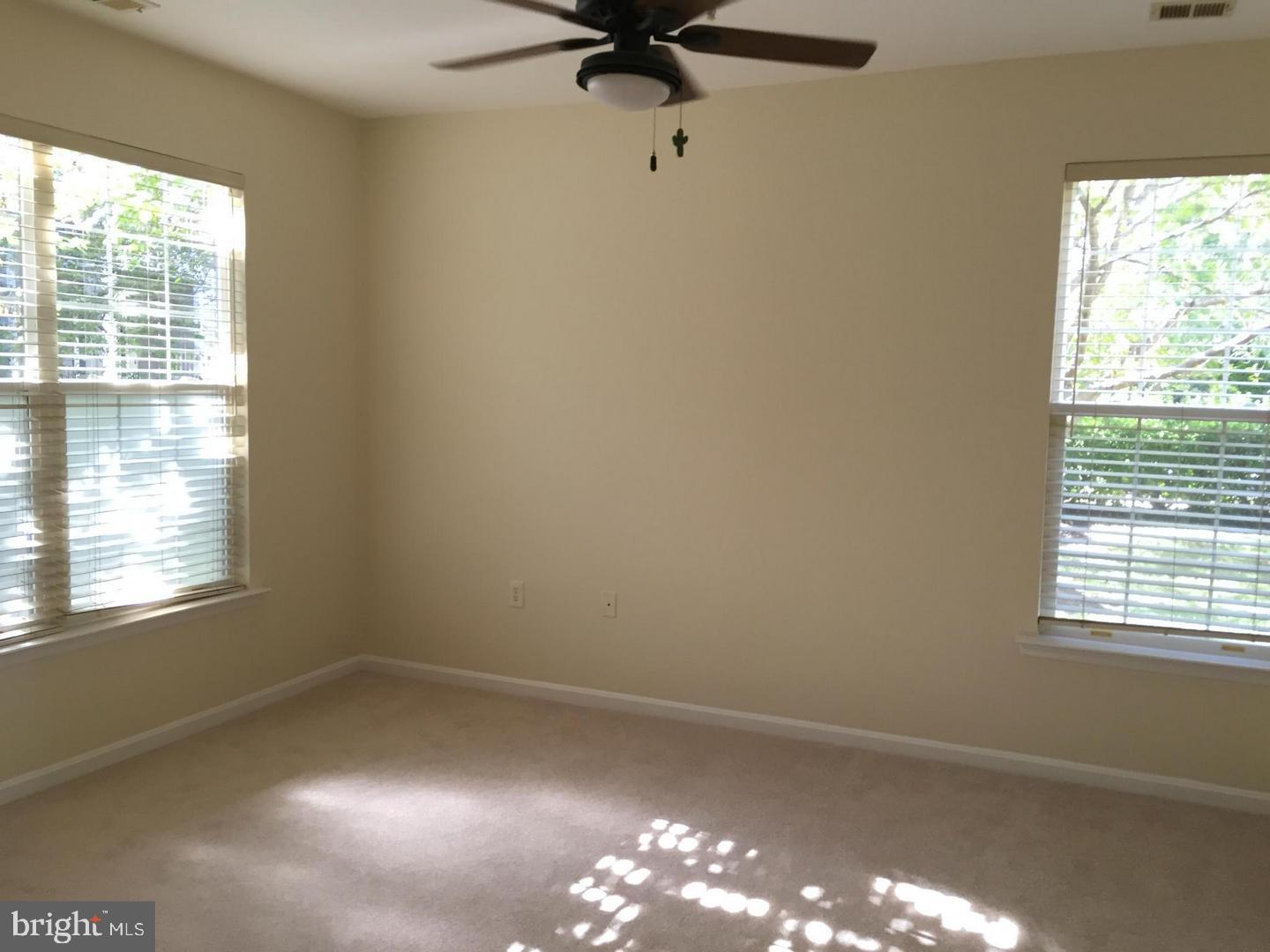 11402 E Gate Hill Place, Unit E Reston, VA 20194 - Photo 6 of 18