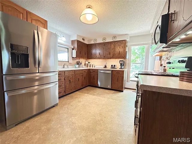 $445,000 | 474 Highway Zz Jadwin Mo 65501, Jadwin, MO 65501