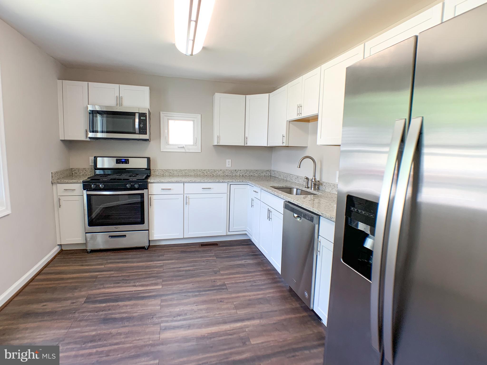1729 Burnham Road Baltimore, MD 21222 - Photo 3 of 24 Gallery Image 3