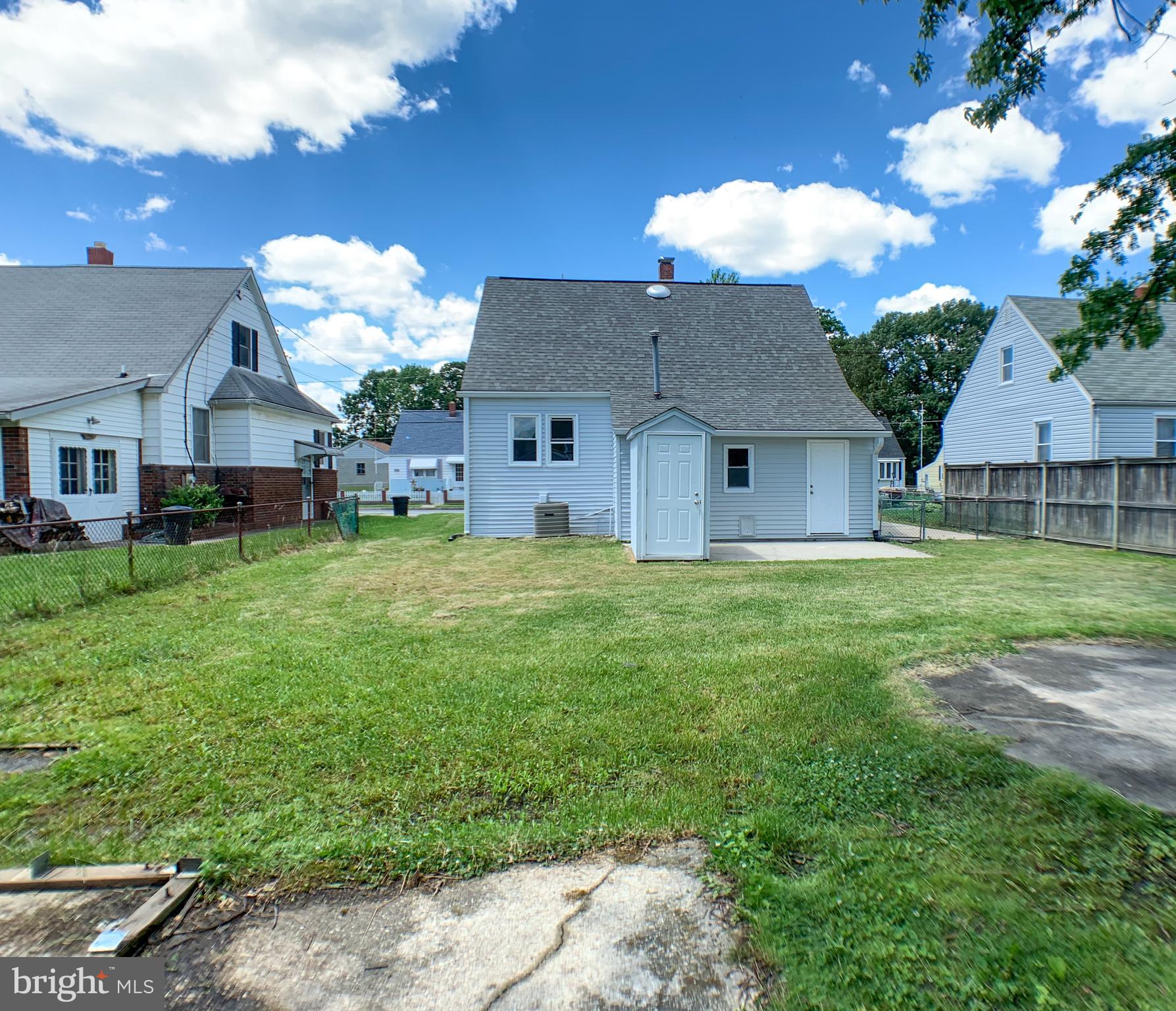 1729 Burnham Road Baltimore, MD 21222 - Photo 21 of 24 Gallery Image 21