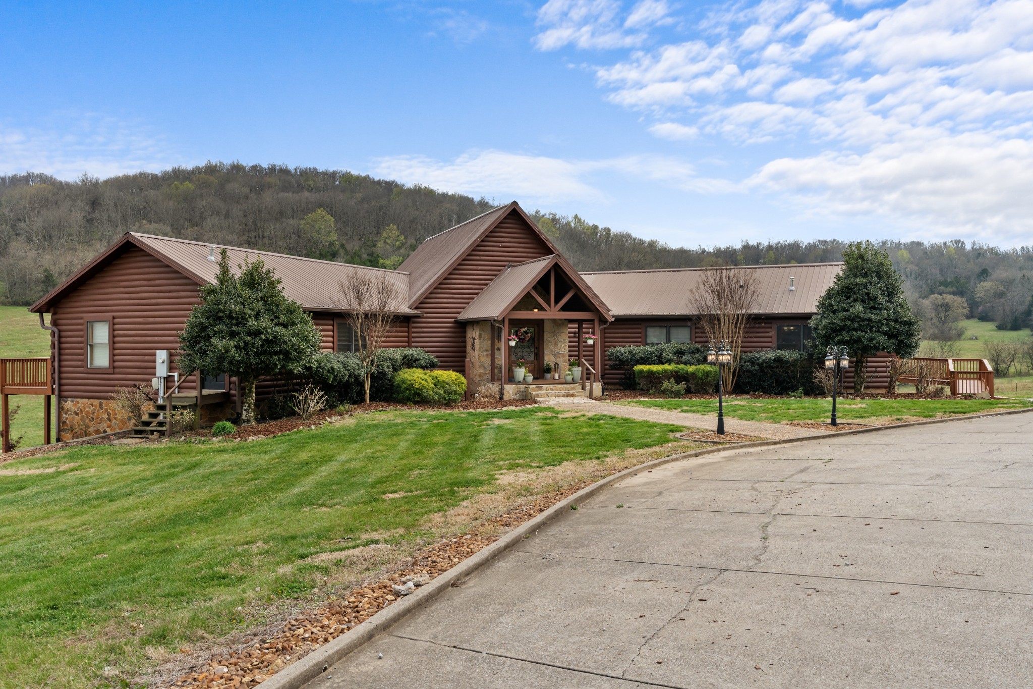 2063 Kennedy Creek Road Auburntown, TN 37016 - Photo 5 of 98