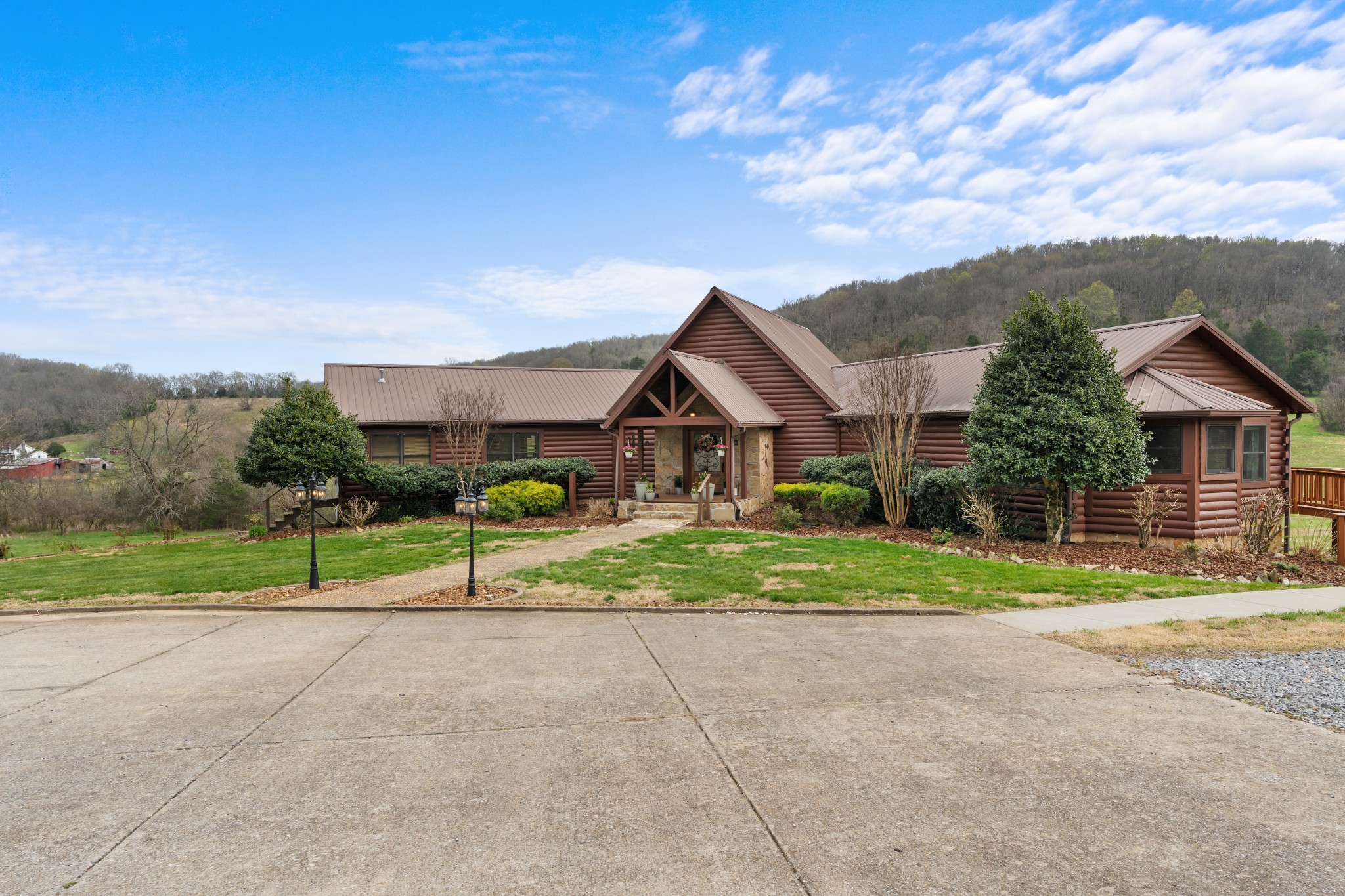 2063 Kennedy Creek Road Auburntown, TN 37016 - Photo 9 of 98
