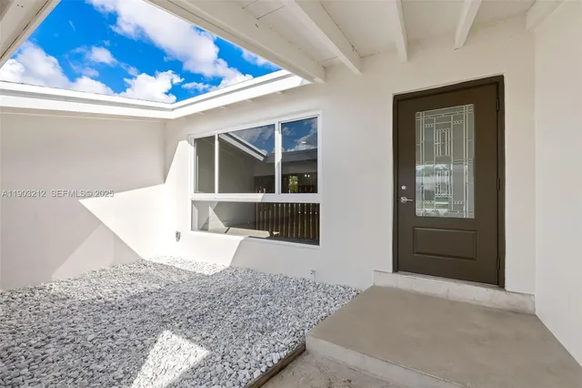 $599,999 | 3207 Wilson Street, Hollywood, FL 33021