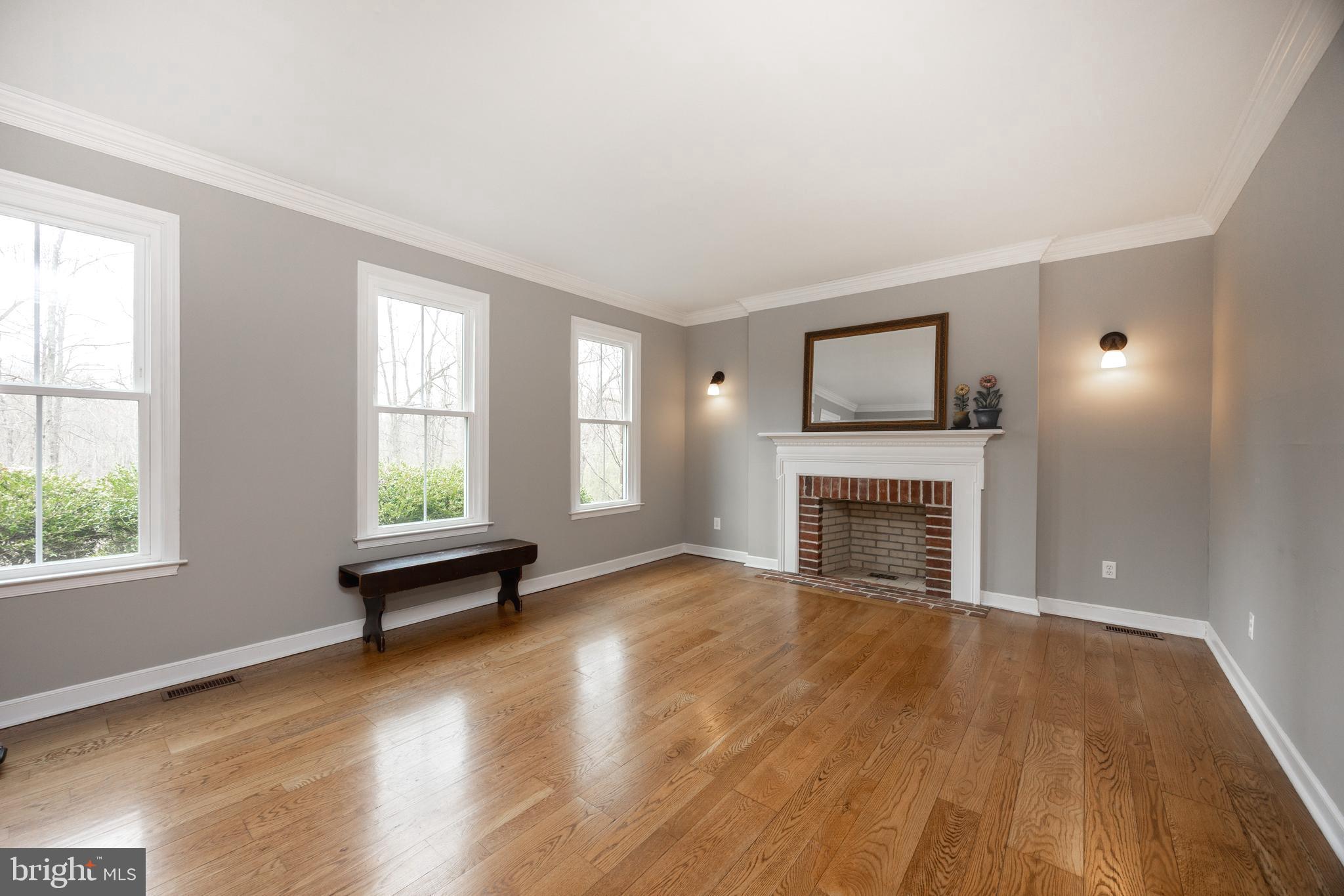 32 McLeod Pond Road Glenmoore, PA 19343 - Photo 15 of 61 Living Room