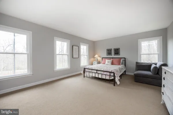 $915,000 | 32 McLeod Pond Road, Glenmoore, PA 19343
