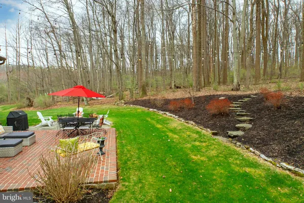 $915,000 | 32 McLeod Pond Road, Glenmoore, PA 19343