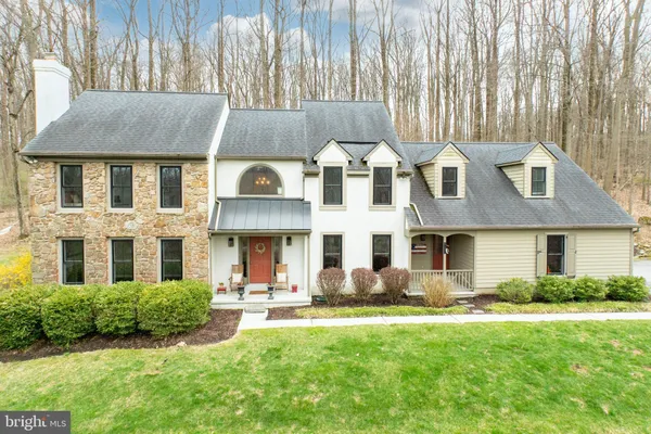 $915,000 | 32 McLeod Pond Road, Glenmoore, PA 19343