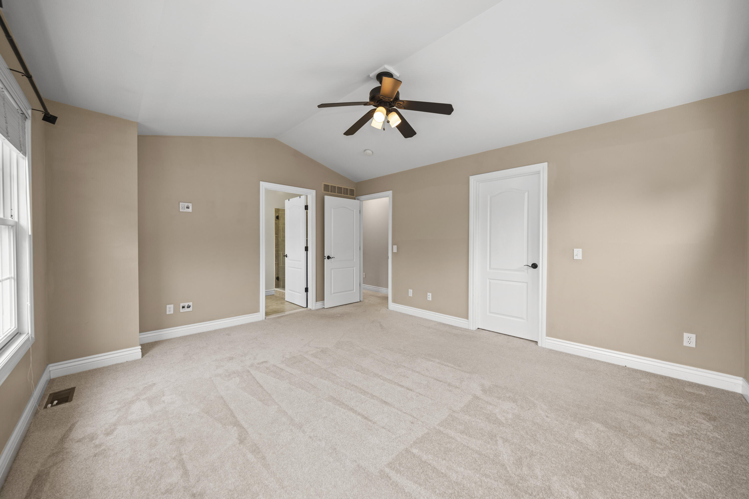 2100 Harvard Road Berkley, MI 48072 - Photo 18 of 40 017 - 2100 Harvard - OnDemandPix Photogr