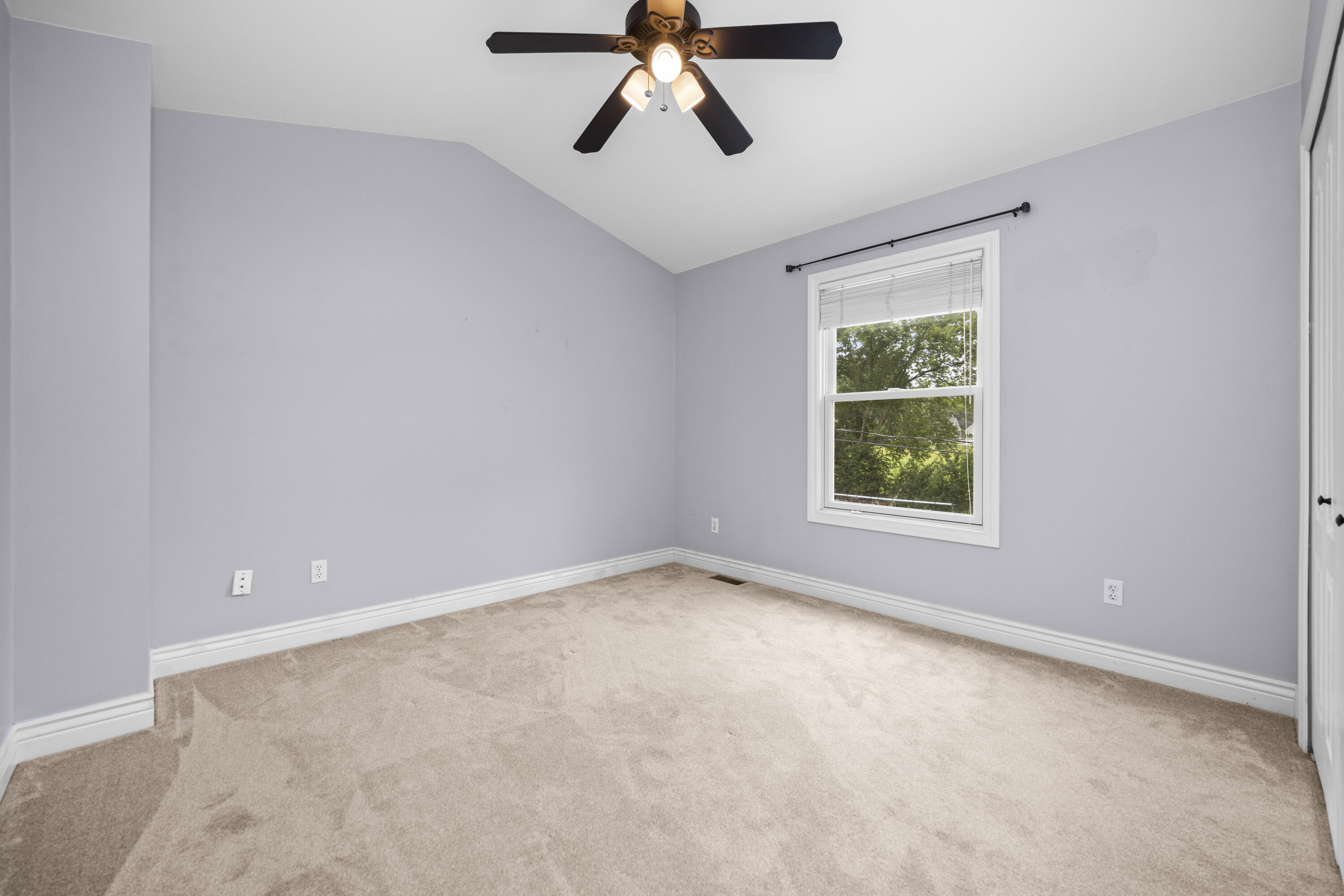 2100 Harvard Road Berkley, MI 48072 - Photo 25 of 40 024 - 2100 Harvard - OnDemandPix Photogr