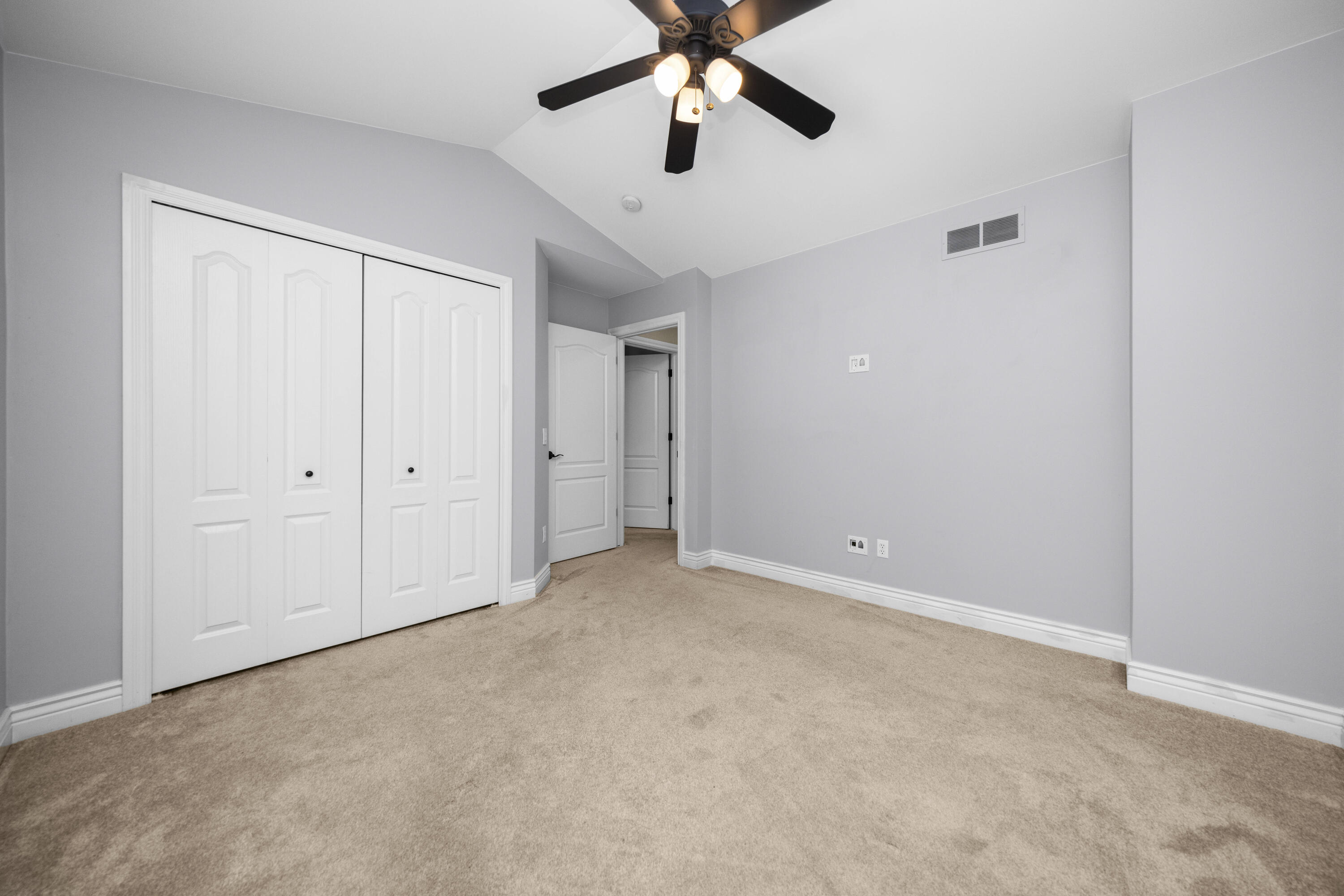 2100 Harvard Road Berkley, MI 48072 - Photo 26 of 40 025 - 2100 Harvard - OnDemandPix Photogr