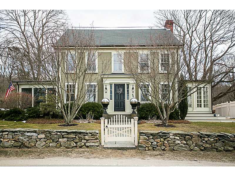 86 Highland Road Tiverton, RI 02878 - Photo 2 of 25 Exterior Front.