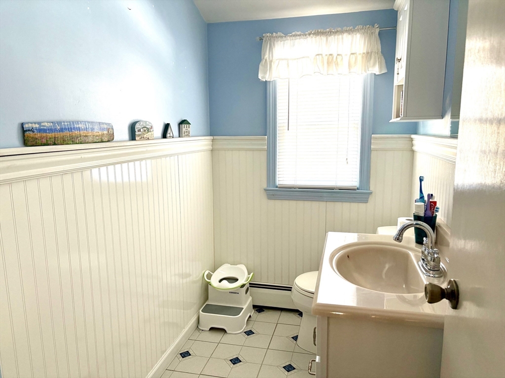 14 Sheridan Road Wilmington, MA 01887 - Photo 8 of 23 Gallery Image 8