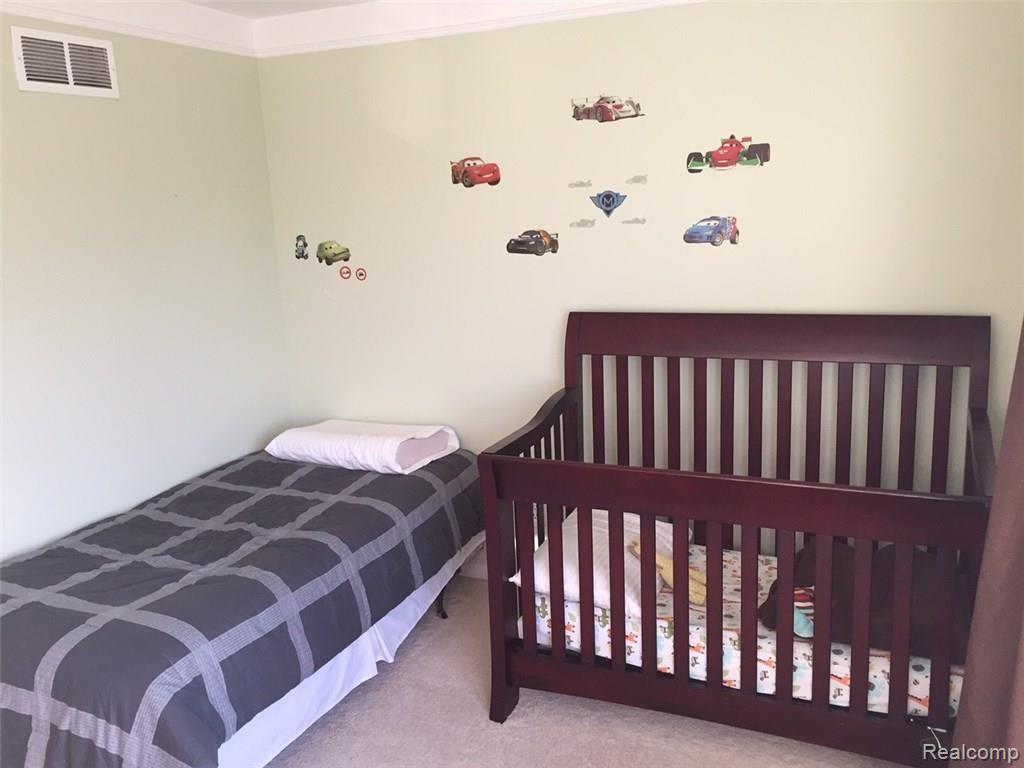 469 Arms Court Rochester Hills, MI 48307 - Photo 13 of 22