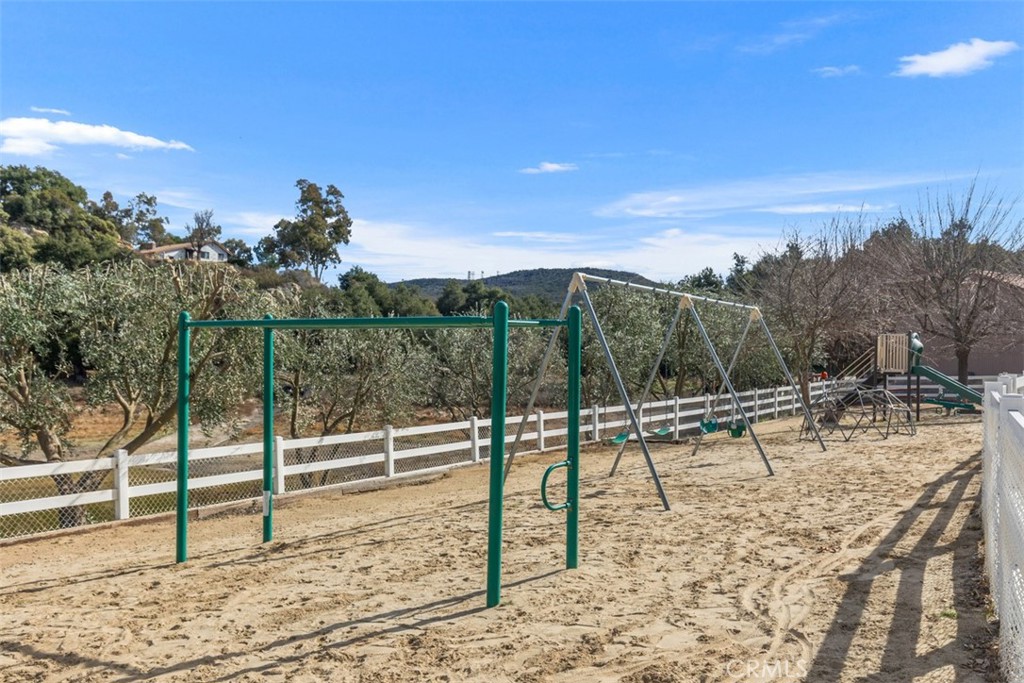 35105 Loma Road Lake Elsinore, CA 92530 - Photo 54 of 55