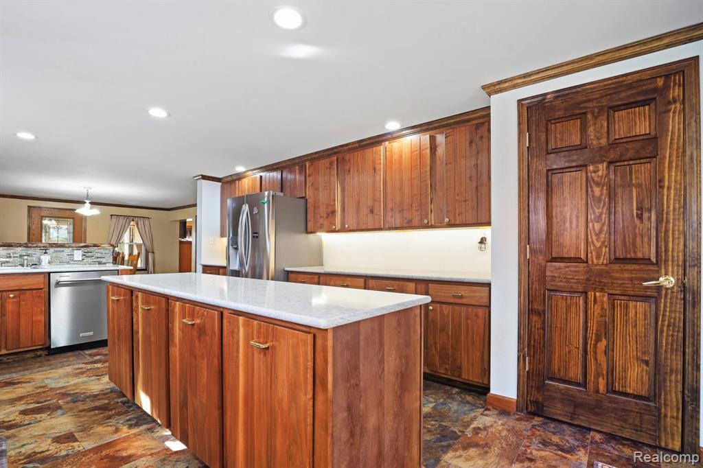 7163 Burpee Road Grand Blanc, MI 48439 - Photo 16 of 67
