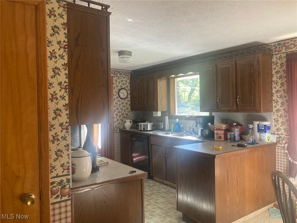 14225 Millersburg Road Southwest Navarre, OH 44662 - Photo 11 of 22