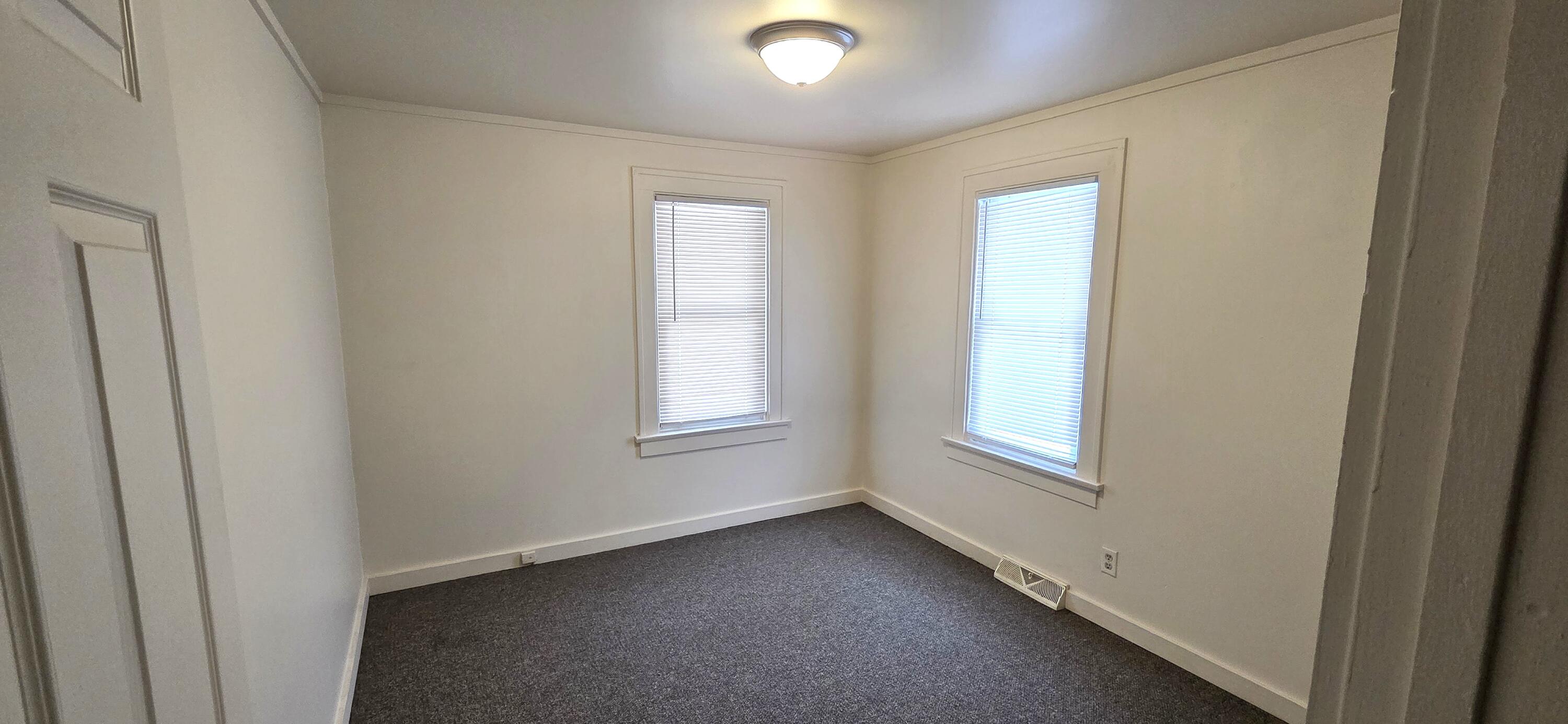 1342 Monroe Street Benton Harbor, MI 49022 - Photo 11 of 21 20260126_130349