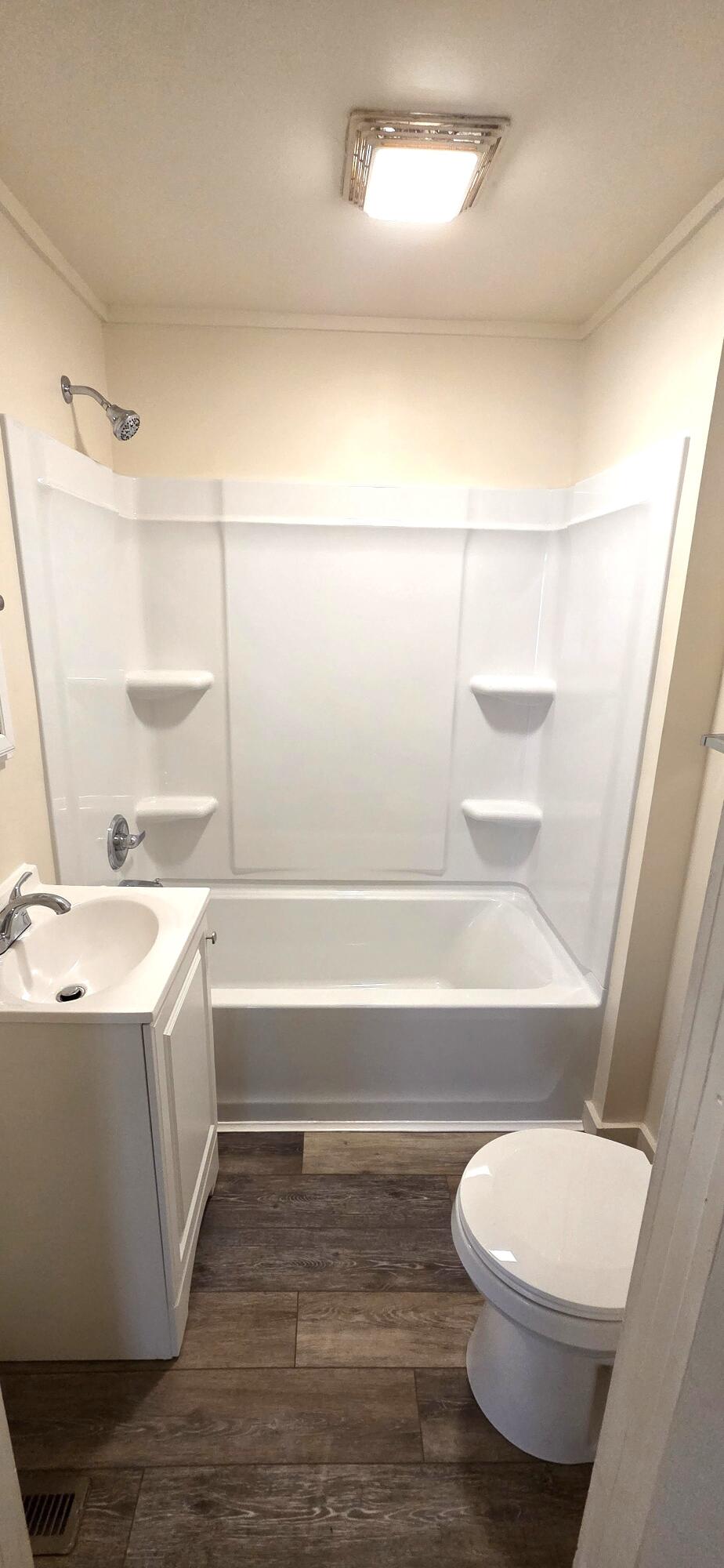 1342 Monroe Street Benton Harbor, MI 49022 - Photo 13 of 21 20260126_130410