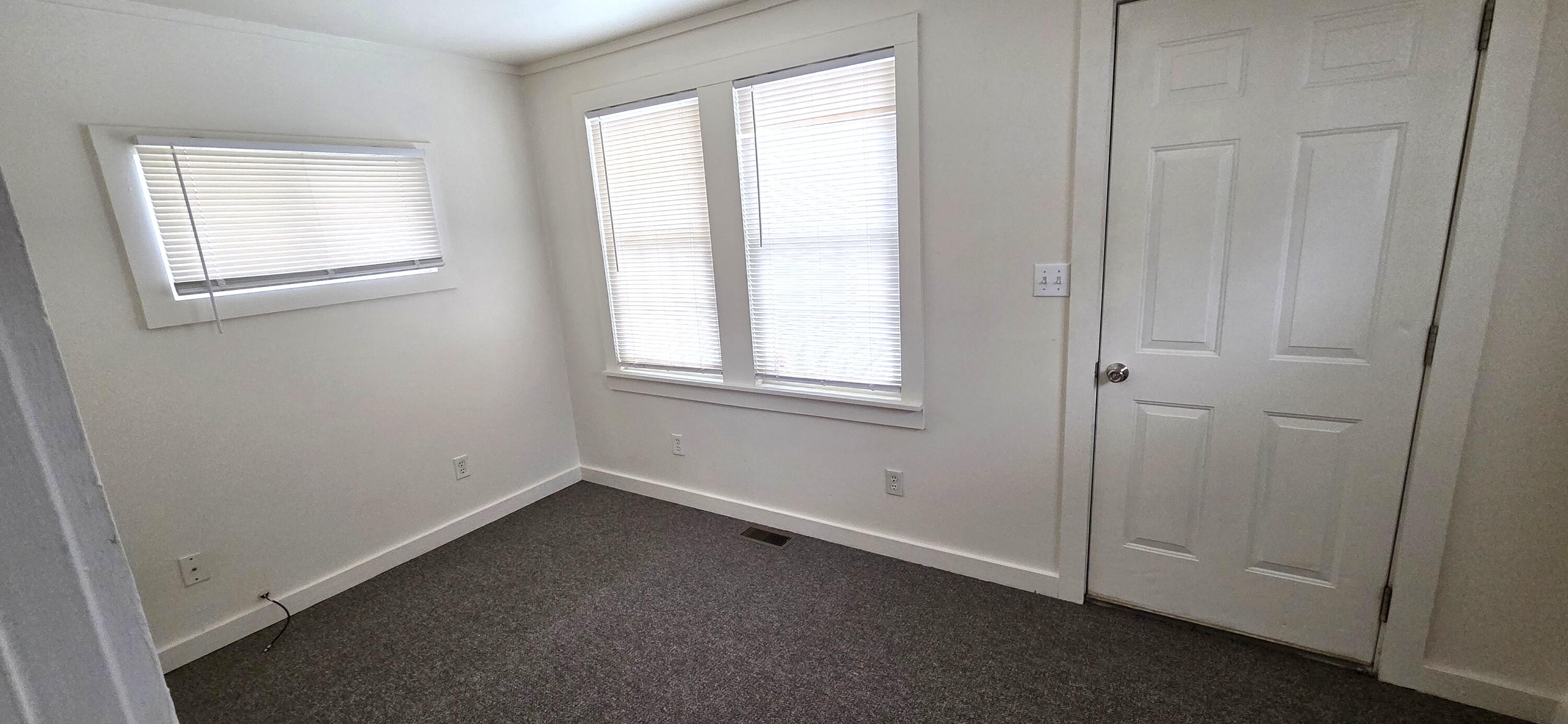 1342 Monroe Street Benton Harbor, MI 49022 - Photo 14 of 21 20260126_130506