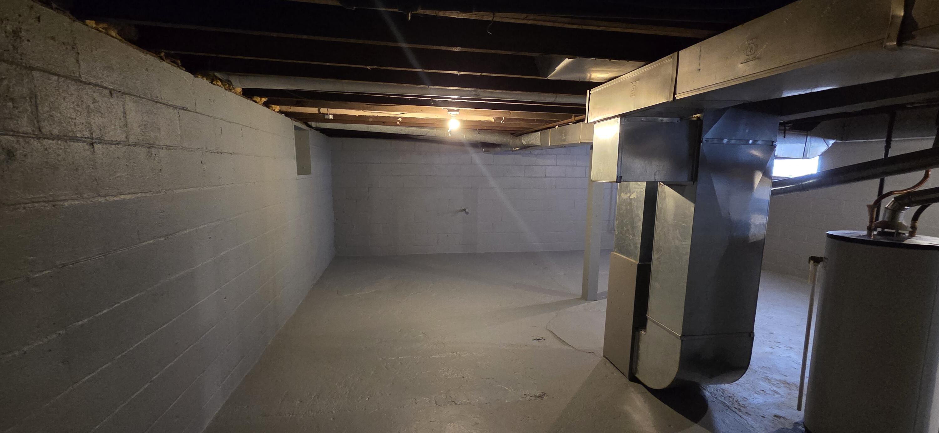 1342 Monroe Street Benton Harbor, MI 49022 - Photo 17 of 21 20260126_130547