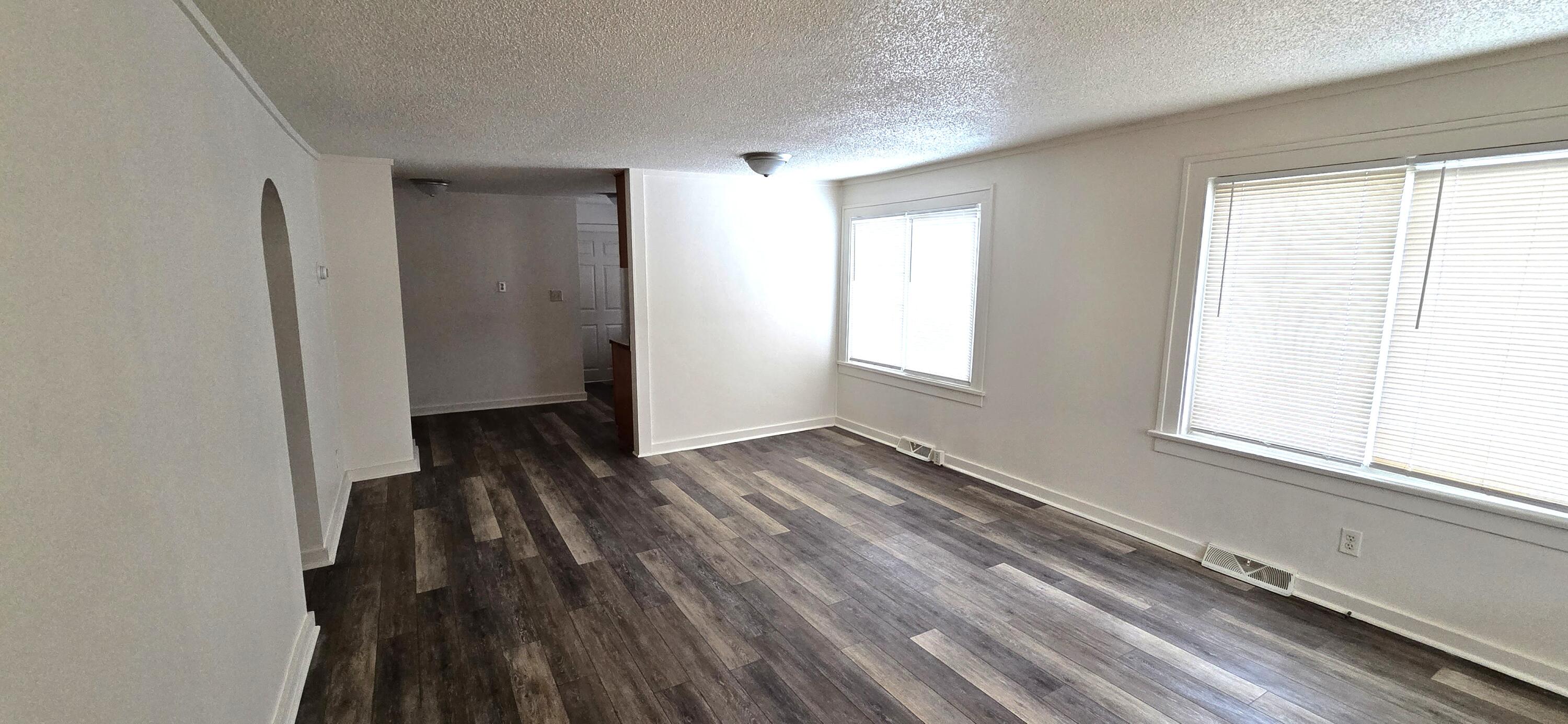 1342 Monroe Street Benton Harbor, MI 49022 - Photo 7 of 21 20260126_130334