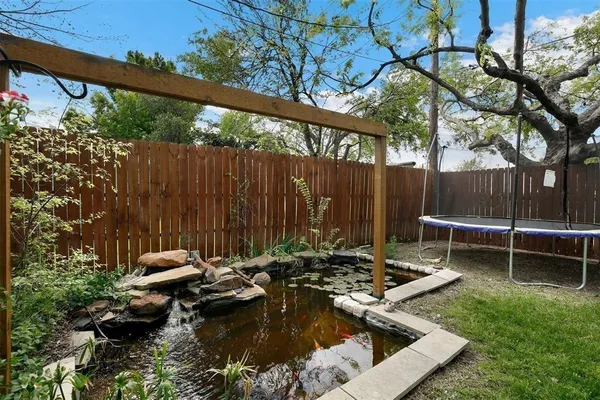$2,850 | 8515 Glencrest Lane, Dallas, TX 75209