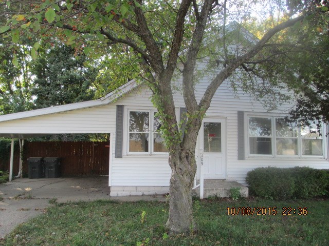 109 Reservoir Road Pekin, IL 61554 - Photo 1 of 5 Gallery Image 1